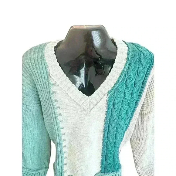 POL Womens Size Medium M  Sweater Green Cream Quilted Cable Knit Vneck Boho - Picture 11 of 13